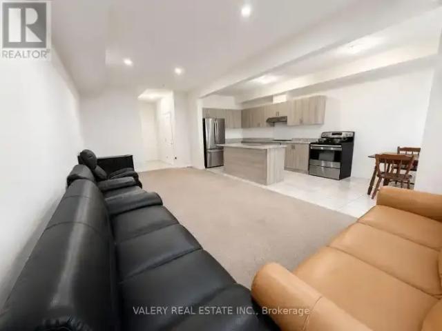 For Rent 3 Bedroom Townhouse Niagara Falls ON DS103355400
