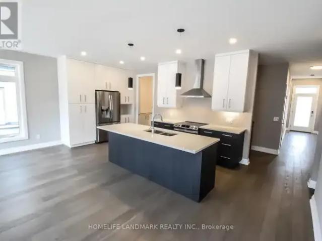 For Rent 3 Bedroom Townhouse Niagara Falls ON DS104895193