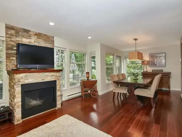 For Rent 3 Bedroom Townhouse North Vancouver BC DS105601812