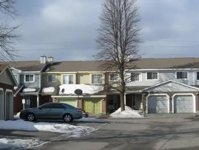 For Rent 3 Bedroom Townhouse Ottawa ON DS103118228