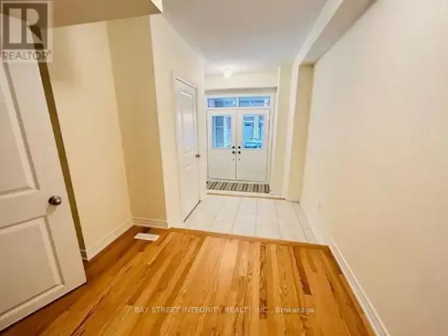 For Rent 3 Bedroom Townhouse Ajax ON DS105309427