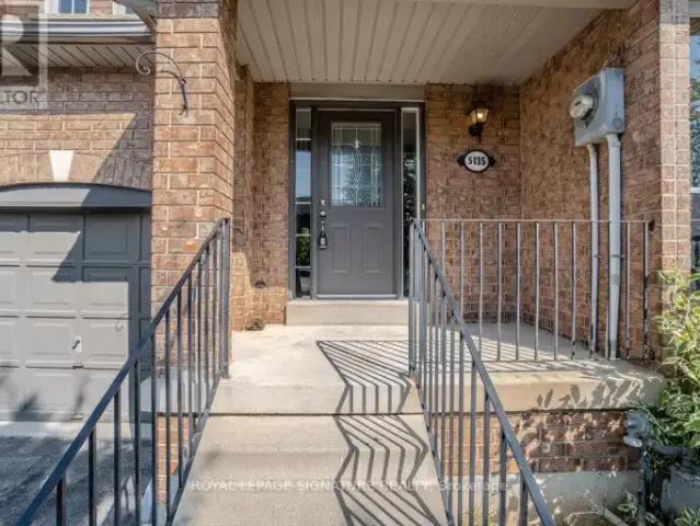 For Rent 3 Bedroom Townhouse Burlington ON DS104471010