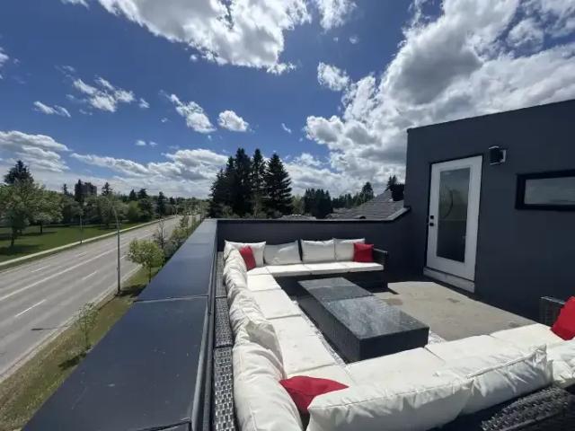 For Rent 3 Bedroom Townhouse Calgary AB DS104940978