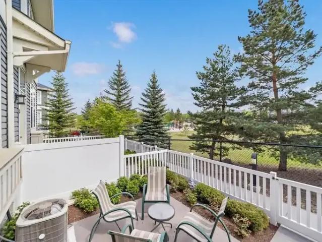 For Rent 3 Bedroom Townhouse Calgary AB DS104957429