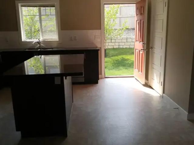 For Rent 3 Bedroom Townhouse Calgary AB DS104972813