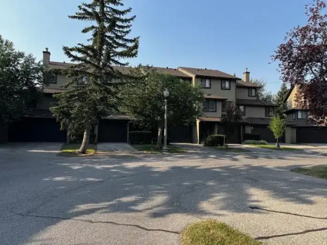 For Rent 3 Bedroom Townhouse Calgary AB DS104985862