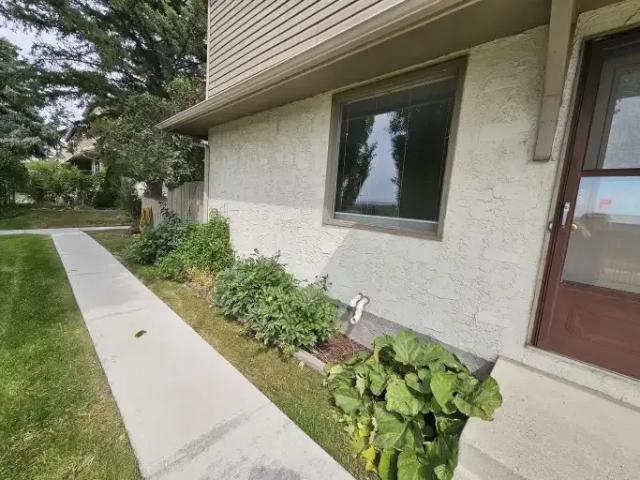 For Rent 3 Bedroom Townhouse Calgary AB DS104991514