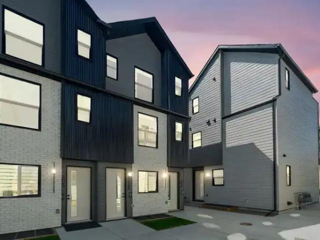 For Rent 3 Bedroom Townhouse Calgary AB DS104991524