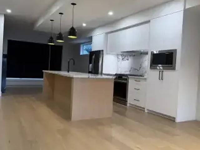 For Rent 3 Bedroom Townhouse Calgary AB DS104991567