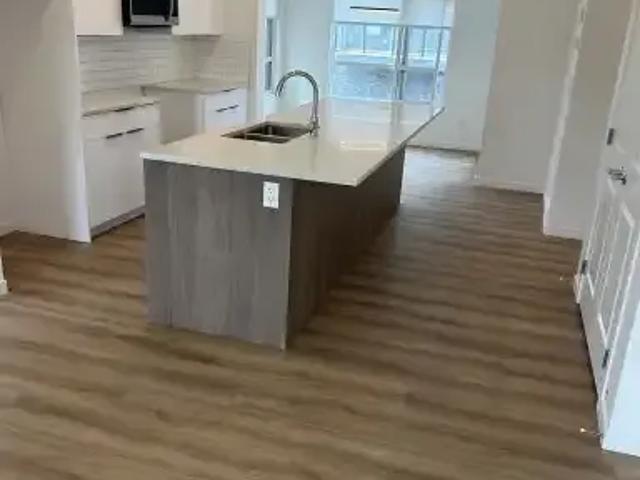 For Rent 3 Bedroom Townhouse Calgary AB DS104991614