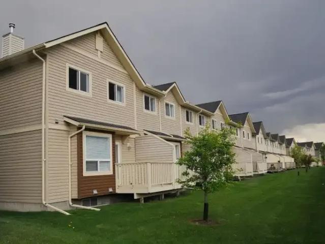 For Rent 3 Bedroom Townhouse Calgary AB DS105435163