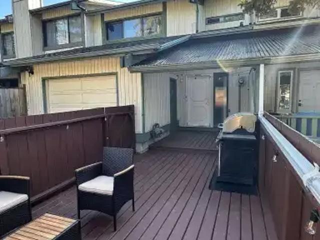 For Rent 3 Bedroom Townhouse Calgary AB DS105505883