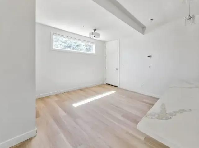 For Rent 3 Bedroom Townhouse Calgary AB DS105543483