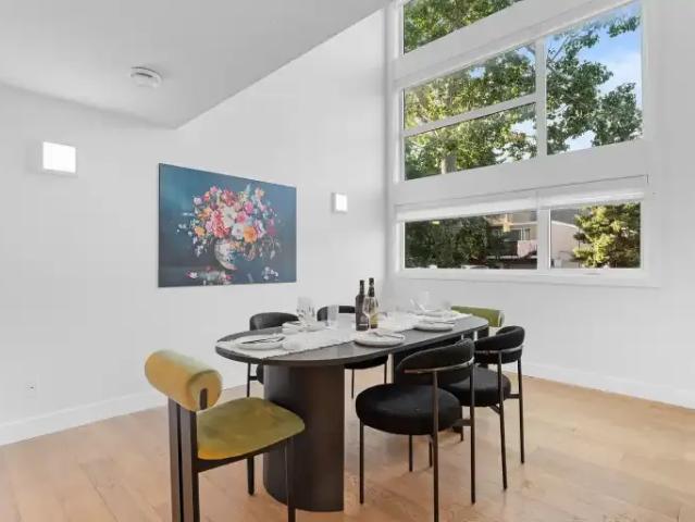 For Rent 3 Bedroom Townhouse Calgary AB DS105554480