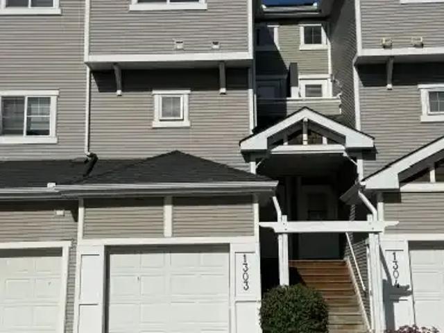 For Rent 3 Bedroom Townhouse Calgary AB DS105554499