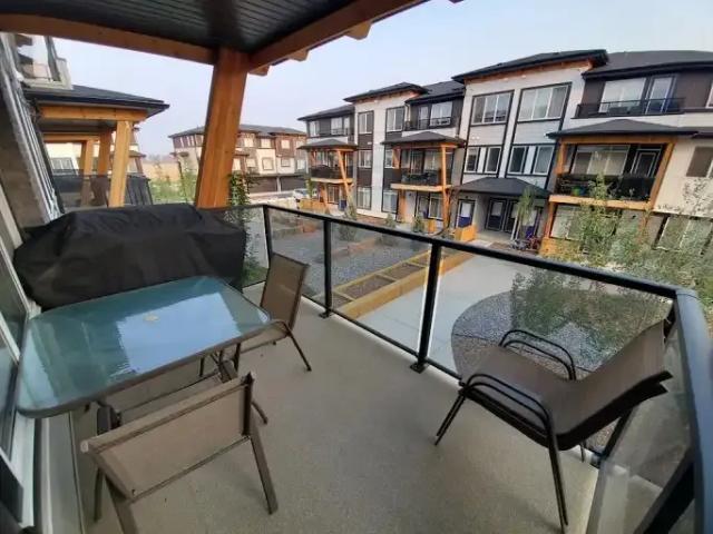 For Rent 3 Bedroom Townhouse Calgary AB DS105654043