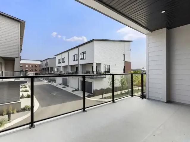 For Rent 3 Bedroom Townhouse Calgary AB DS105674804