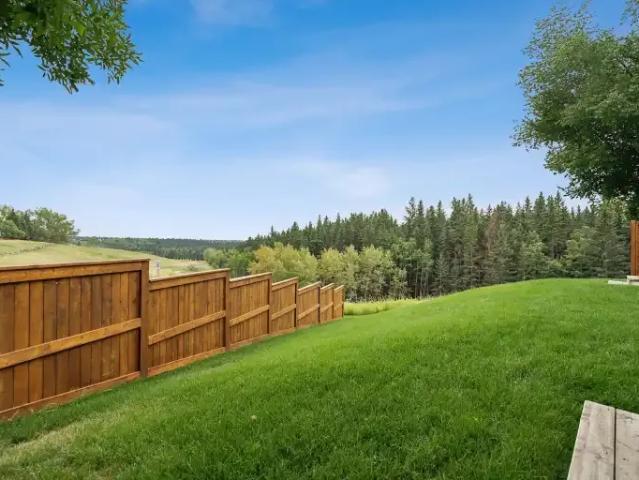 For Rent 3 Bedroom Townhouse Calgary AB DS105226484