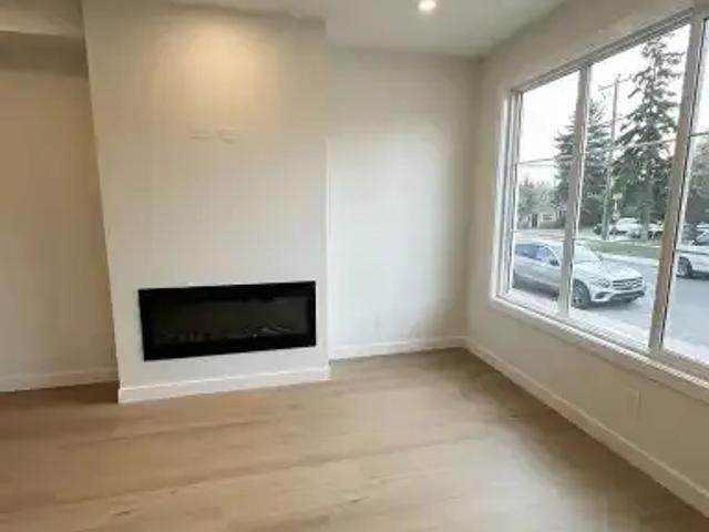 For Rent 3 Bedroom Townhouse Calgary AB DS105281661