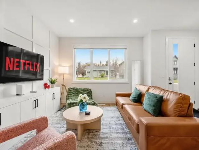 For Rent 3 Bedroom Townhouse Calgary AB DS105378209