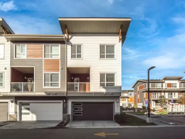 For Rent 3 Bedroom Townhouse Calgary AB DS106223336