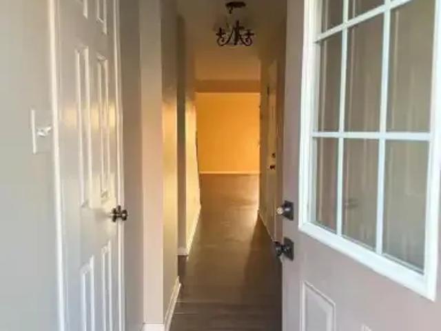 For Rent 3 Bedroom Townhouse Cambridge ON DLS104864254