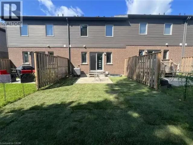 For Rent 3 Bedroom Townhouse Cambridge ON DS105088065