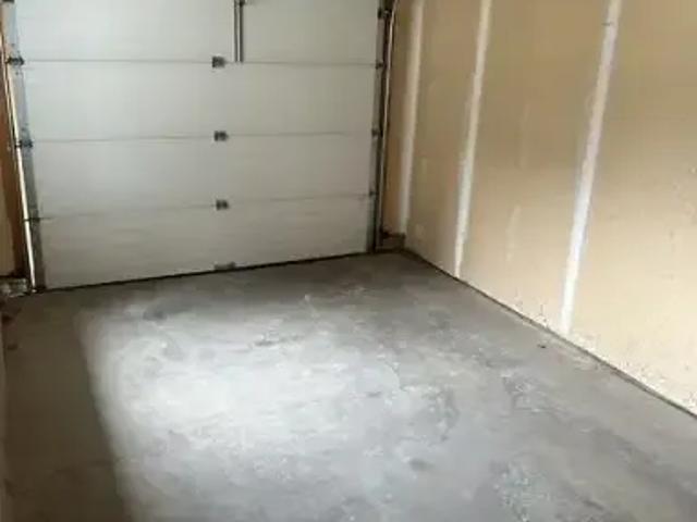 For Rent 3 Bedroom Townhouse Chestermere AB DS103410772