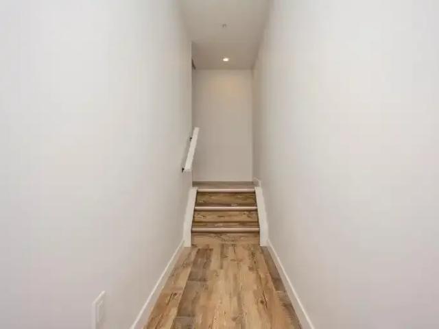 For Rent 3 Bedroom Townhouse Cochrane AB DS105654031