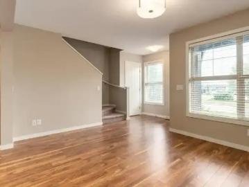 For Rent 3 Bedroom Townhouse Cochrane AB DS103410346