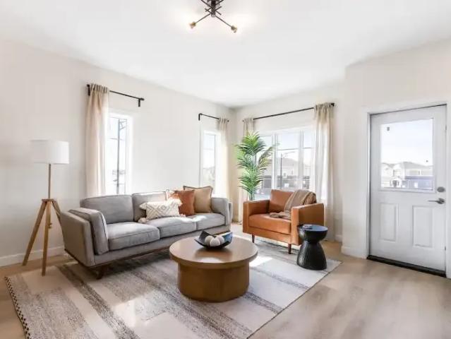 For Rent 3 Bedroom Townhouse Edmonton AB DLS104179082