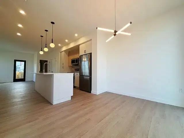 For Rent 3 Bedroom Townhouse Edmonton AB DLS104181799