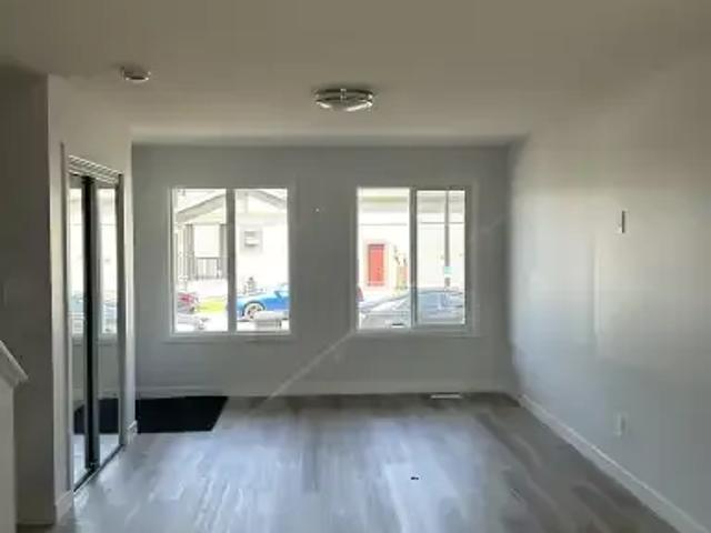 For Rent 3 Bedroom Townhouse Edmonton AB DS104863431
