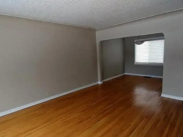 For Rent 3 Bedroom Townhouse Edmonton AB DS104986048