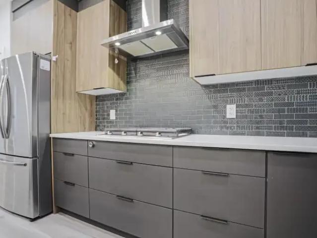 For Rent 3 Bedroom Townhouse Edmonton AB DS104986075