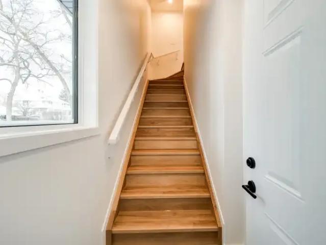 For Rent 3 Bedroom Townhouse Edmonton AB DS105167175