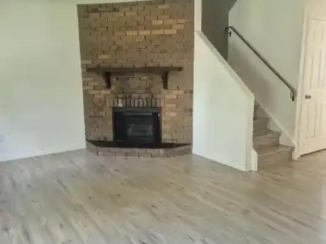 For Rent 3 Bedroom Townhouse Edmonton AB DS105167314