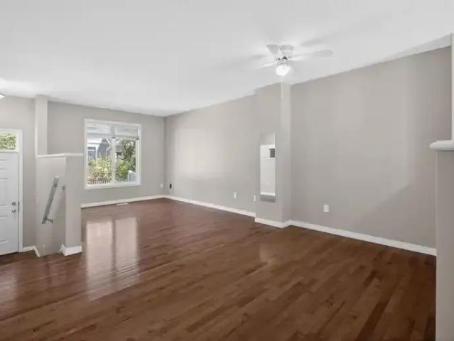 For Rent 3 Bedroom Townhouse Edmonton AB DS105198620