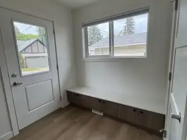 For Rent 3 Bedroom Townhouse Edmonton AB DS105359908