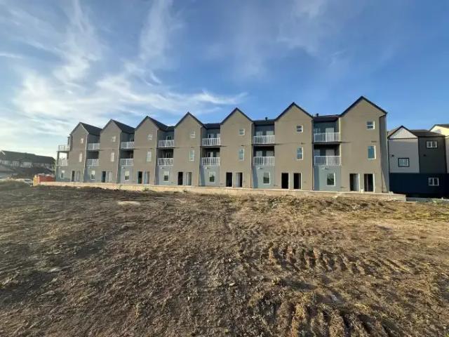 For Rent 3 Bedroom Townhouse Edmonton AB DS105581187
