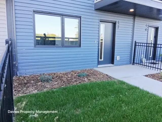 For Rent 3 Bedroom Townhouse Edmonton AB DS105643212