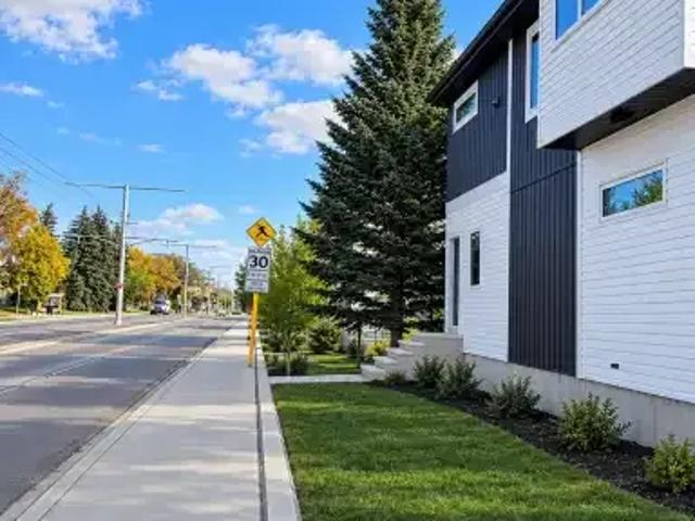 For Rent 3 Bedroom Townhouse Edmonton AB DS105782557