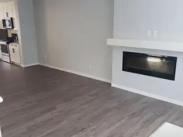 For Rent 3 Bedroom Townhouse Edmonton AB DS105933835