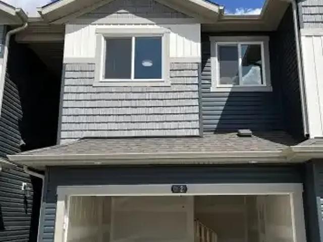 For Rent 3 Bedroom Townhouse Edmonton AB DS106118089