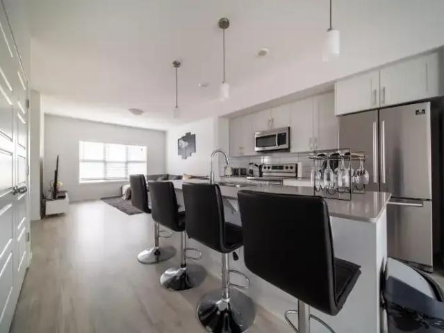 For Rent 3 Bedroom Townhouse Edmonton AB DS102701353
