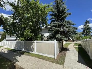 For Rent 3 Bedroom Townhouse Edmonton AB DS103411062