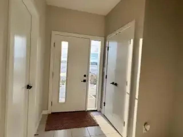 For Rent 3 Bedroom Townhouse Edmonton AB DS103594355