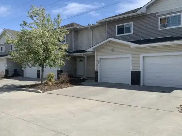 For Rent 3 Bedroom Townhouse Edmonton AB DS103839803