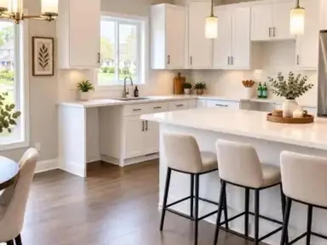 For Rent 3 Bedroom Townhouse Fort Erie ON DS105410995