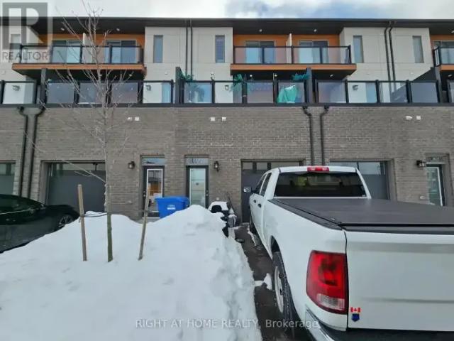For Rent 3 Bedroom Townhouse Guelph ON DS104257393